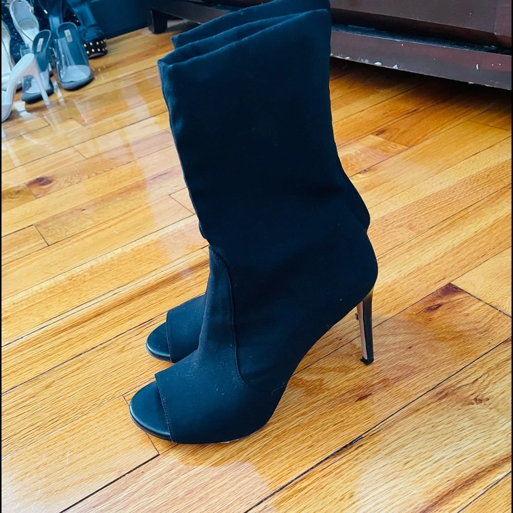 Stuart Whitman open toe booties 6.5 - Picture 1 of 5